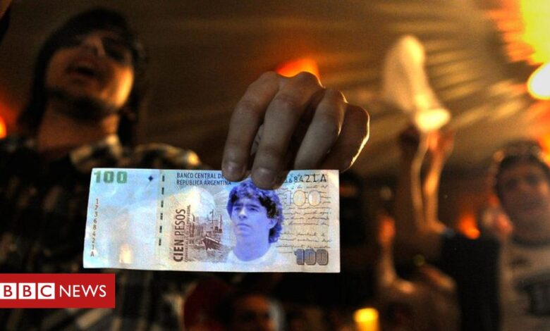 Diego Maradona: Argentine senator suggests putting Maradona on banknotes