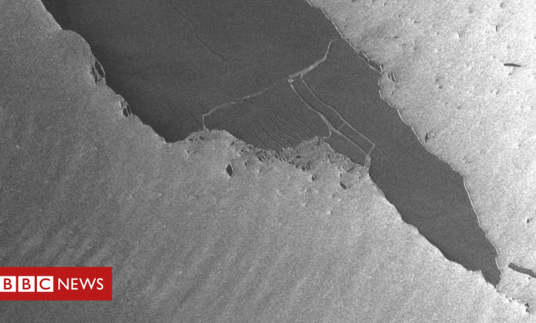 Giant iceberg A68a shatters into large fragments