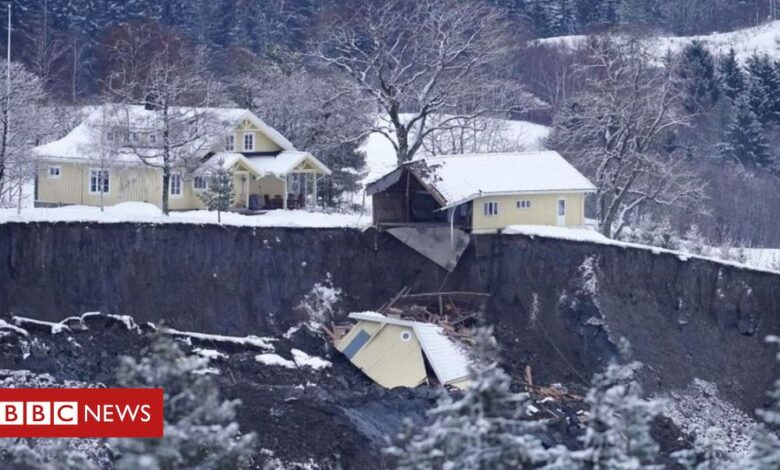 Norway landslide: Swedes join search for 10 missing in Ask ravine