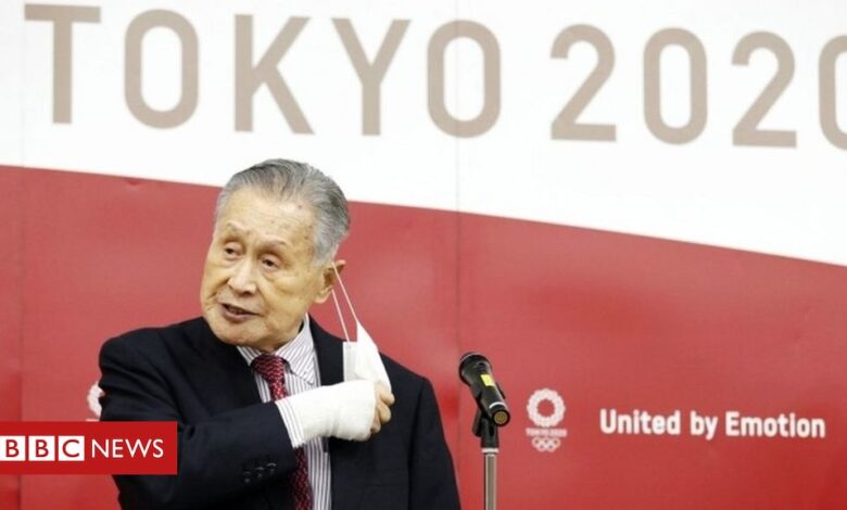 Tokyo Olympics chief Yoshiro Mori 'sorry' for sexism row