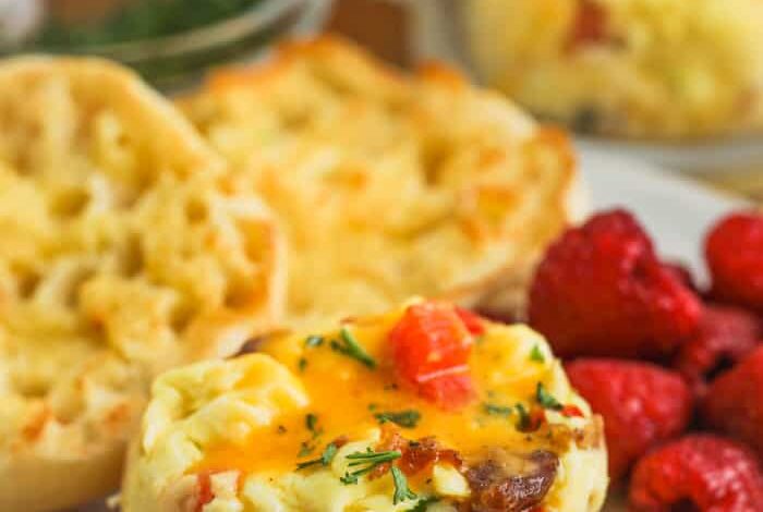 microwave omelette on a plate with berries and toast