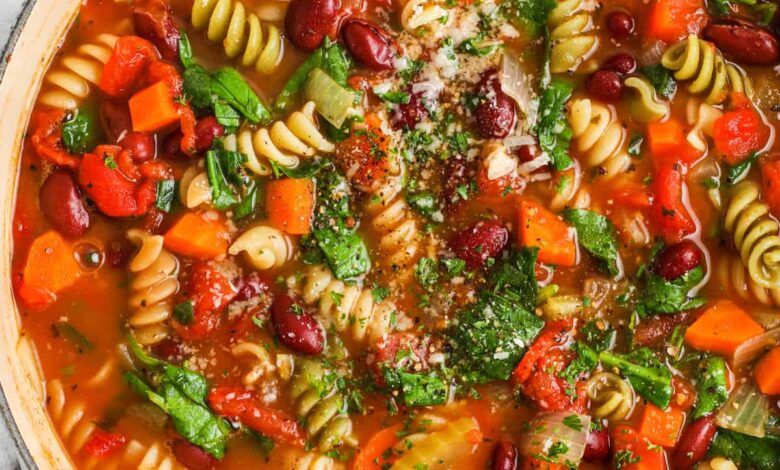 cooked Minestrone Soup in the pot