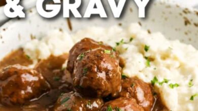 Photo of Slow Cooker Meatballs and Gravy