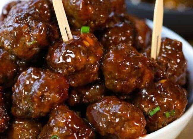 Amazing Cocktail Meatballs! (Sweet and Sour Meatballs)