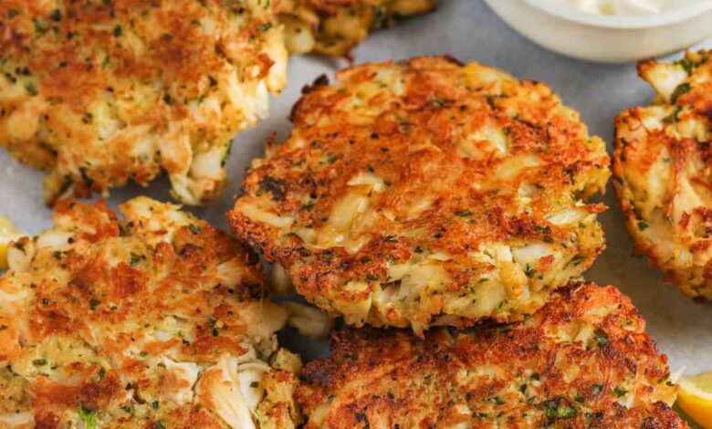 Easy Crab Cakes with lemon
