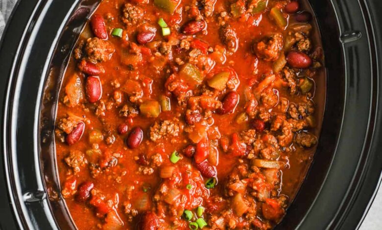 cooked Easy Crock Pot Chili Recipe in the pot