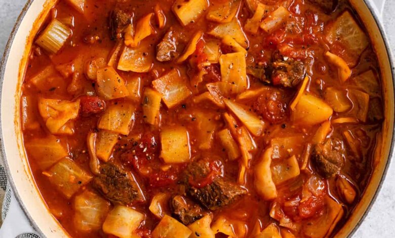 pot of healthy Beef Cabbage Soup